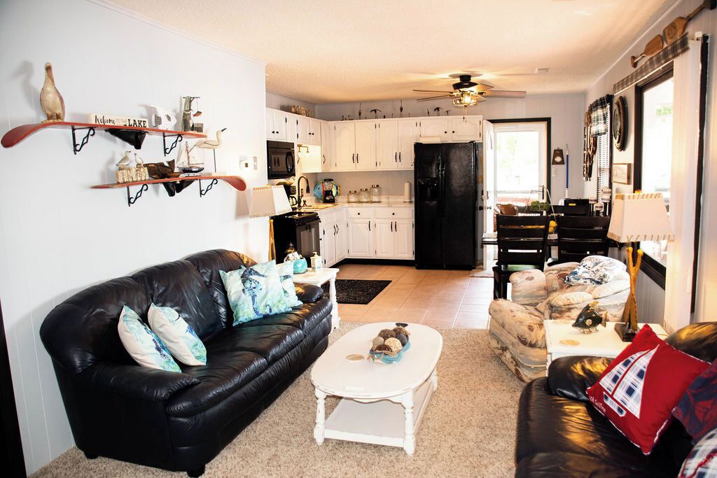 Photo of Livingroom in Rocky Mount