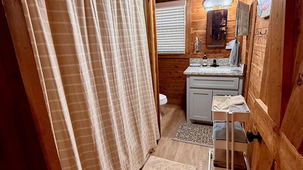 Photo of Bathroom in La Grange