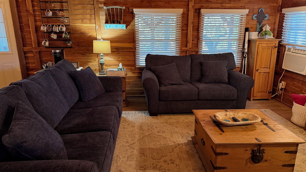 Photo of Livingroom in La Grange