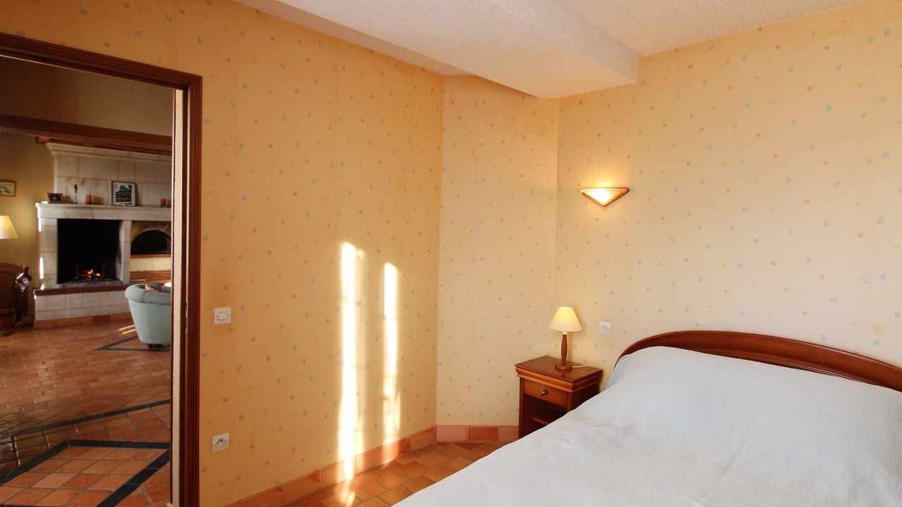 Photo of Bedroom in Echemire