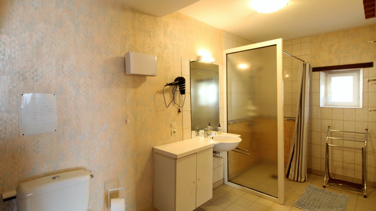 Photo of Bathroom in Echemire