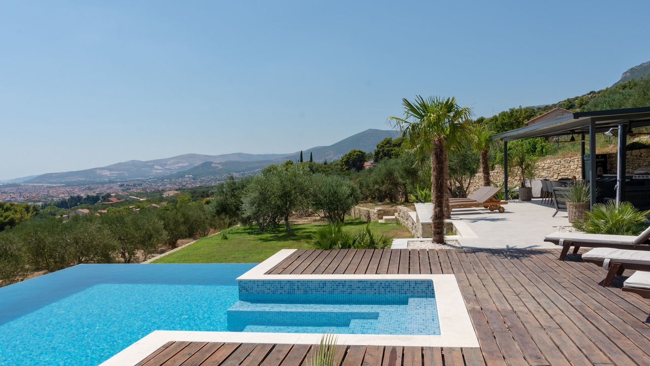 Photo of Outdoor in Kastel Luksic