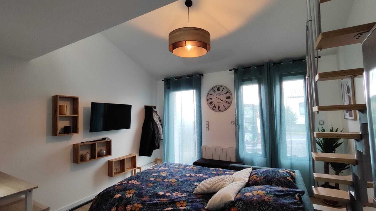 Photo of Bedroom in Saint-Leger-sous-Cholet