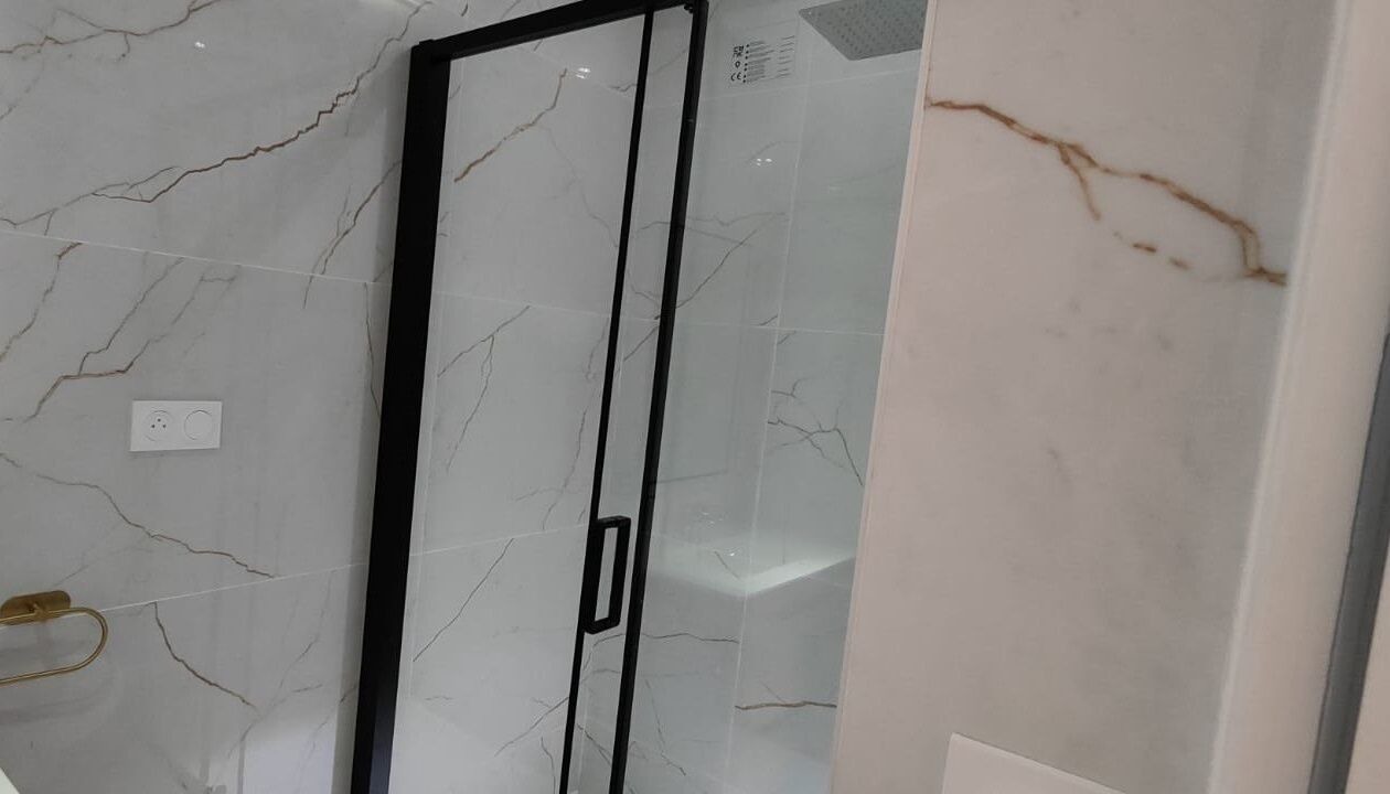 Photo of Bathroom in Saint-Leger-sous-Cholet