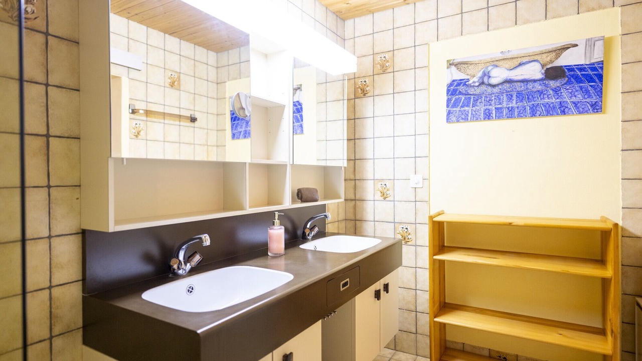 Photo of Bathroom in Valsot