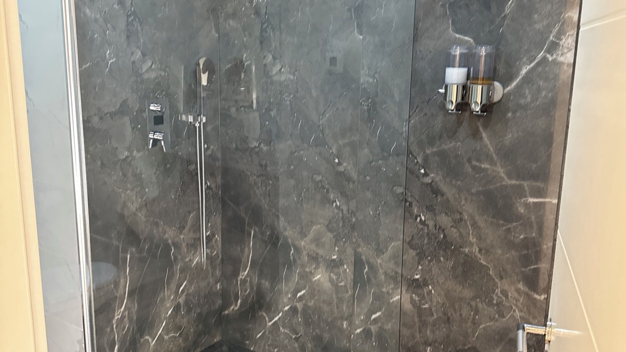 Photo of Bathroom in Patrotte Metz-Nord