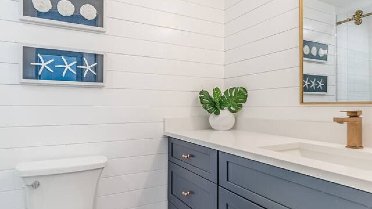 Photo of Bathroom in Jupiter Bay