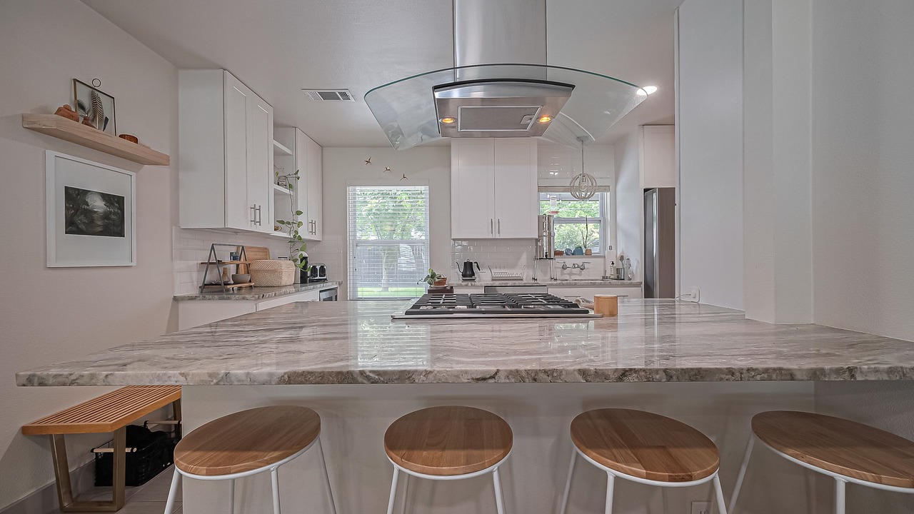 Photo of Kitchen in Garden Oaks