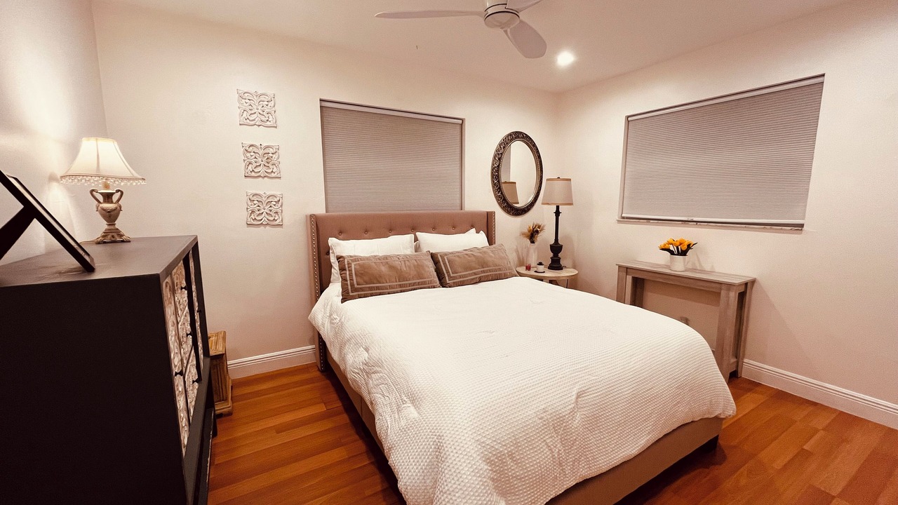Photo of Bedroom in Deerfield Beach
