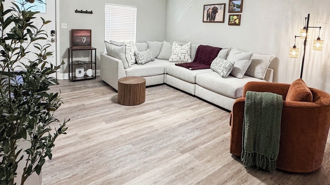Photo of Livingroom in Cache