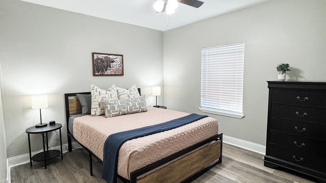 Photo of Bedroom in Cache