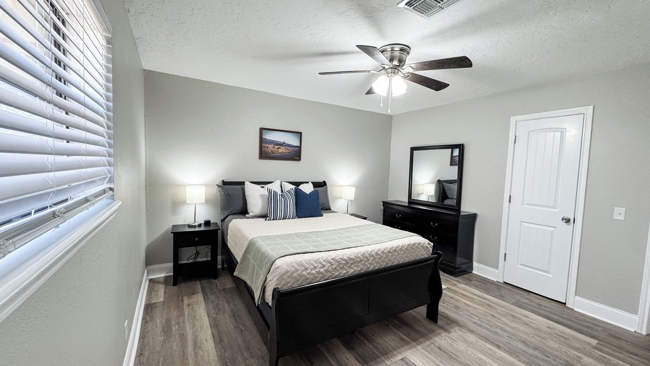 Photo of Bedroom in Cache