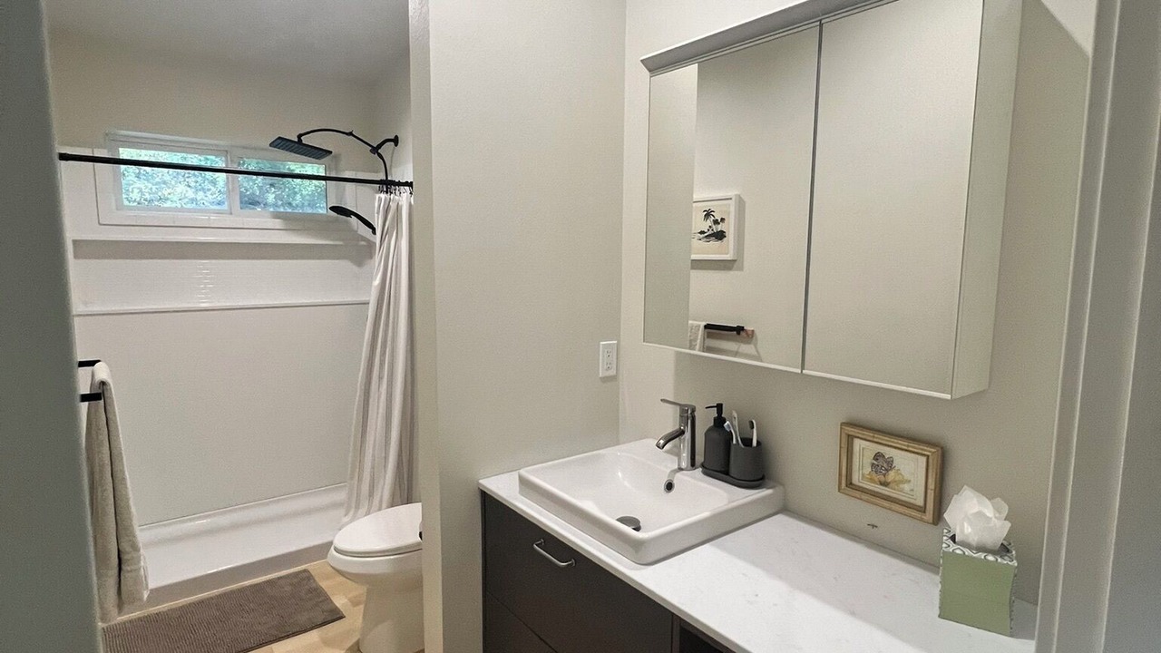 Photo of Bathroom in Husum