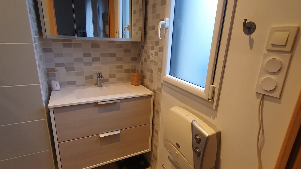 Photo of Bathroom in Romille
