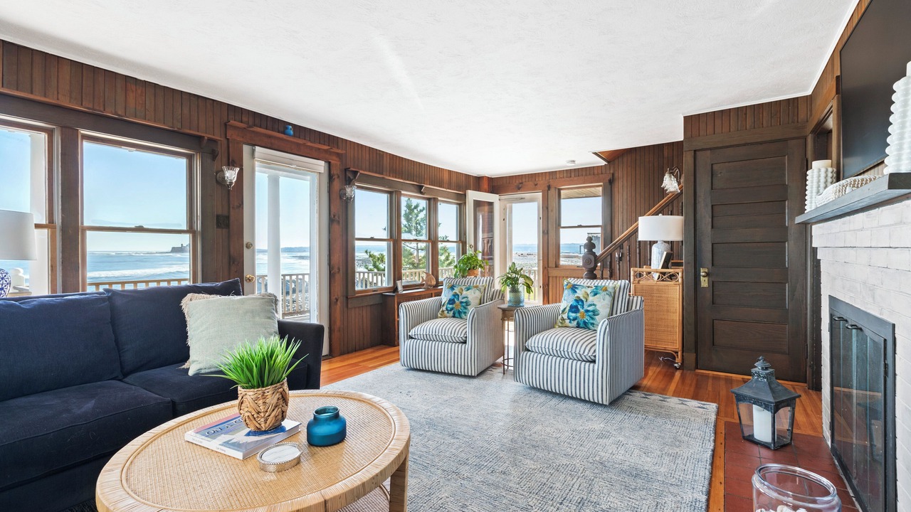 Photo of Livingroom in Greenbush