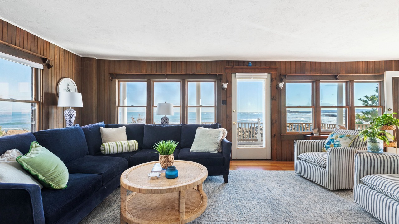 Photo of Livingroom in Greenbush