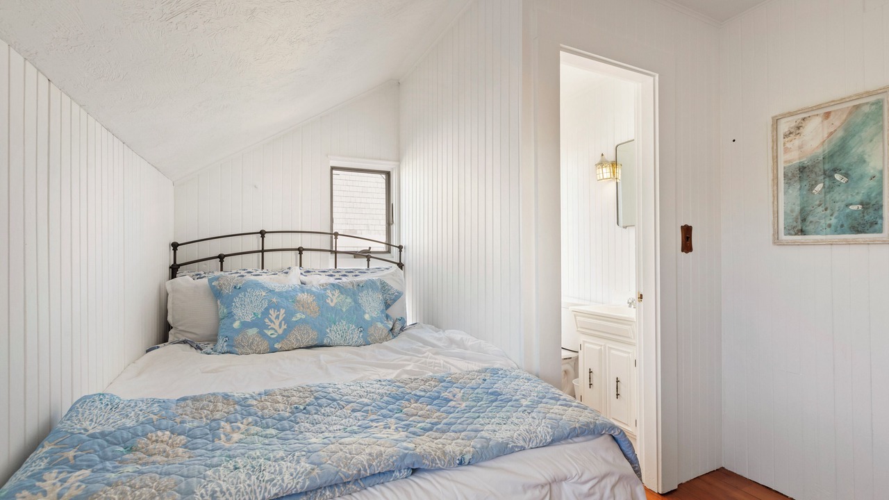 Photo of Bedroom in Greenbush