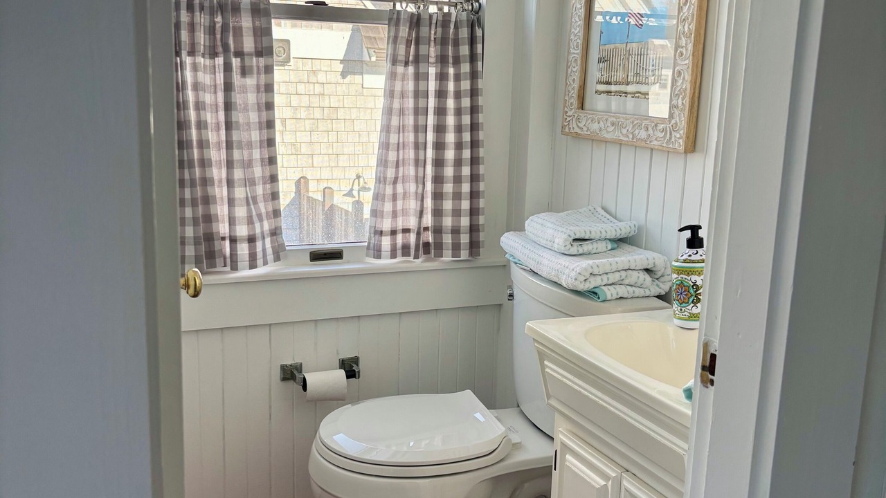 Photo of Bathroom in Greenbush