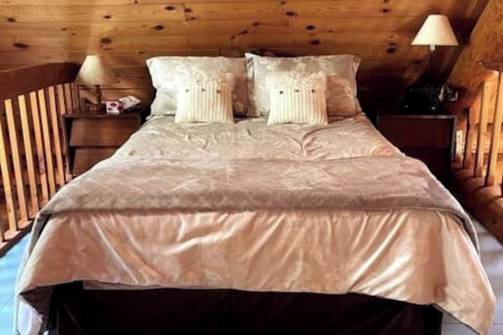Photo of Bedroom in Mandeville