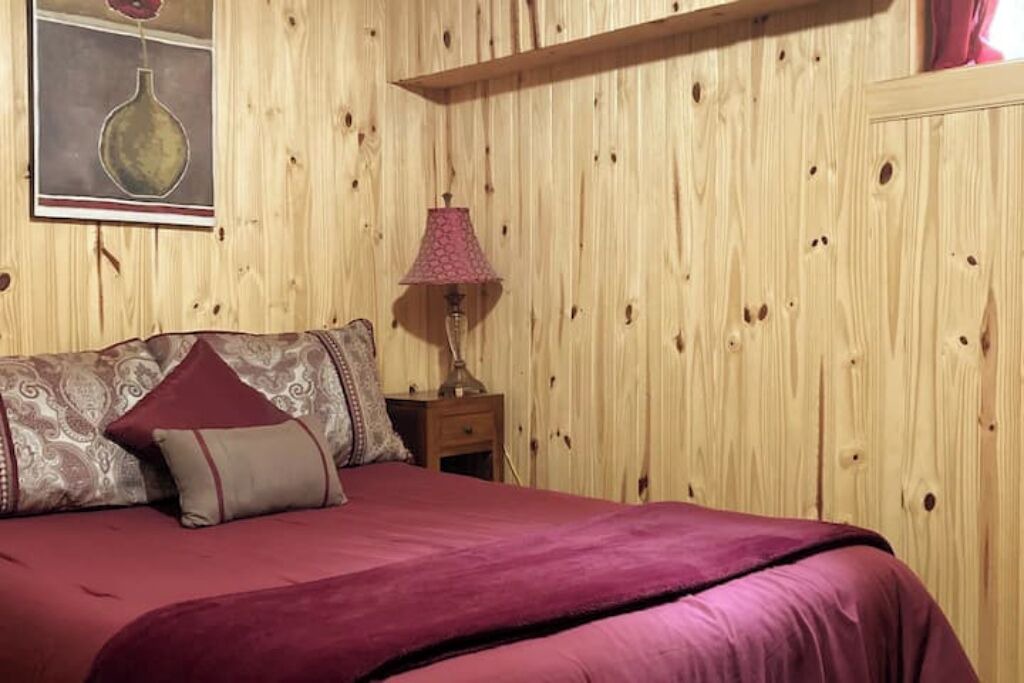 Photo of Bedroom in Mandeville