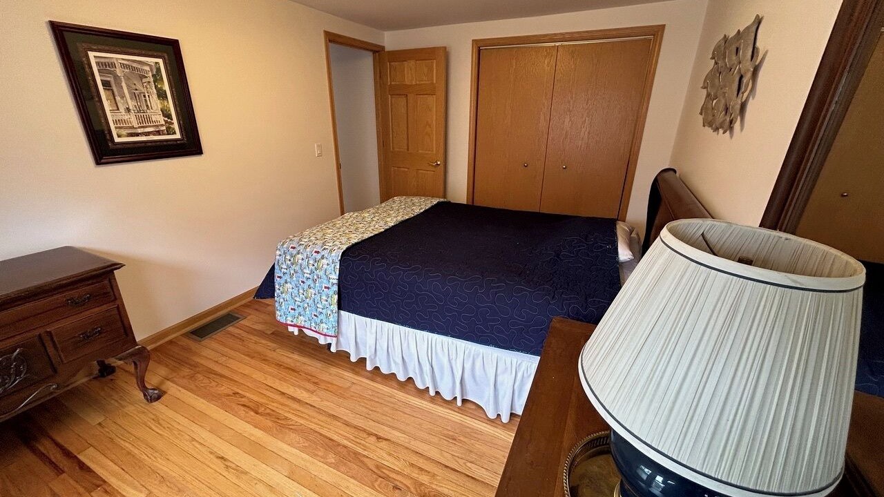 Photo of Bedroom in Pentwater