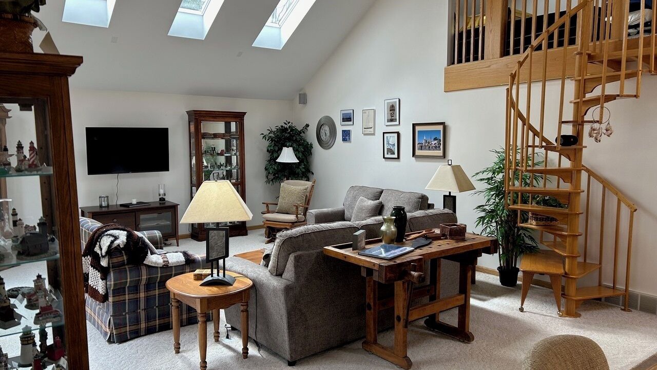 Photo of Livingroom in Pentwater