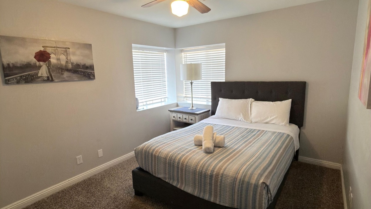 Photo of Bedroom in Green Valley North