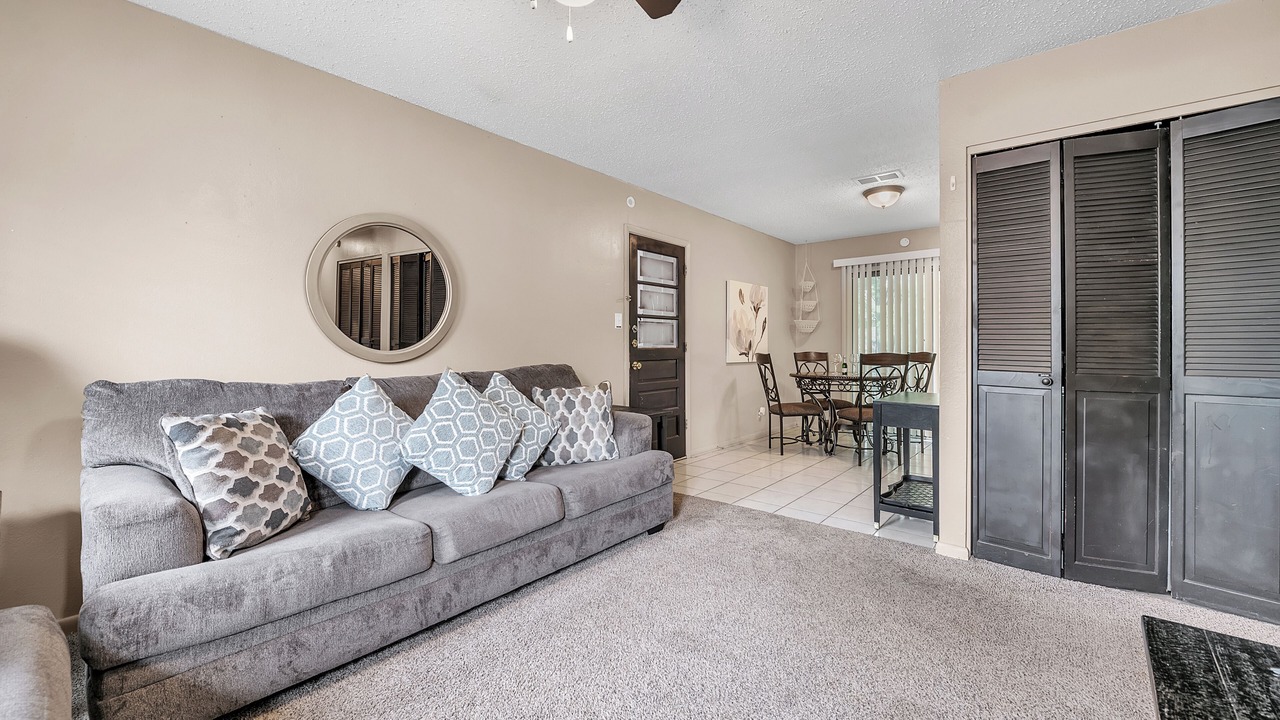 Photo of Livingroom in Georgetown