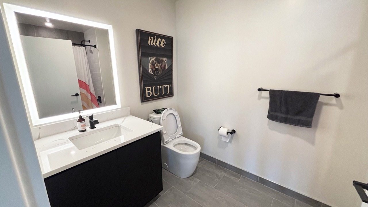 Photo of Bathroom in White Plains