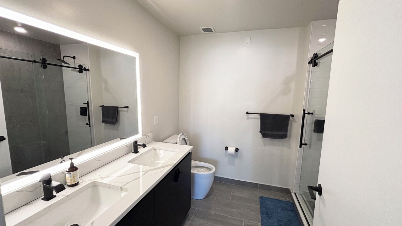 Photo of Bathroom in White Plains