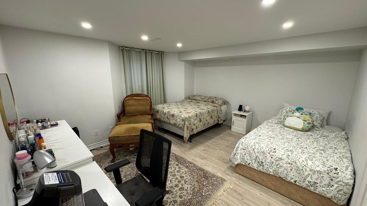 Photo of Bedroom in The Beaches