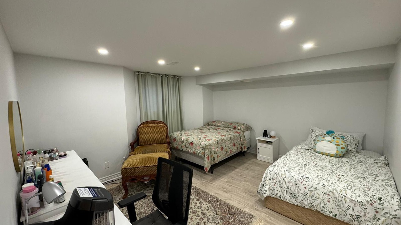 Photo of Bedroom in The Beaches
