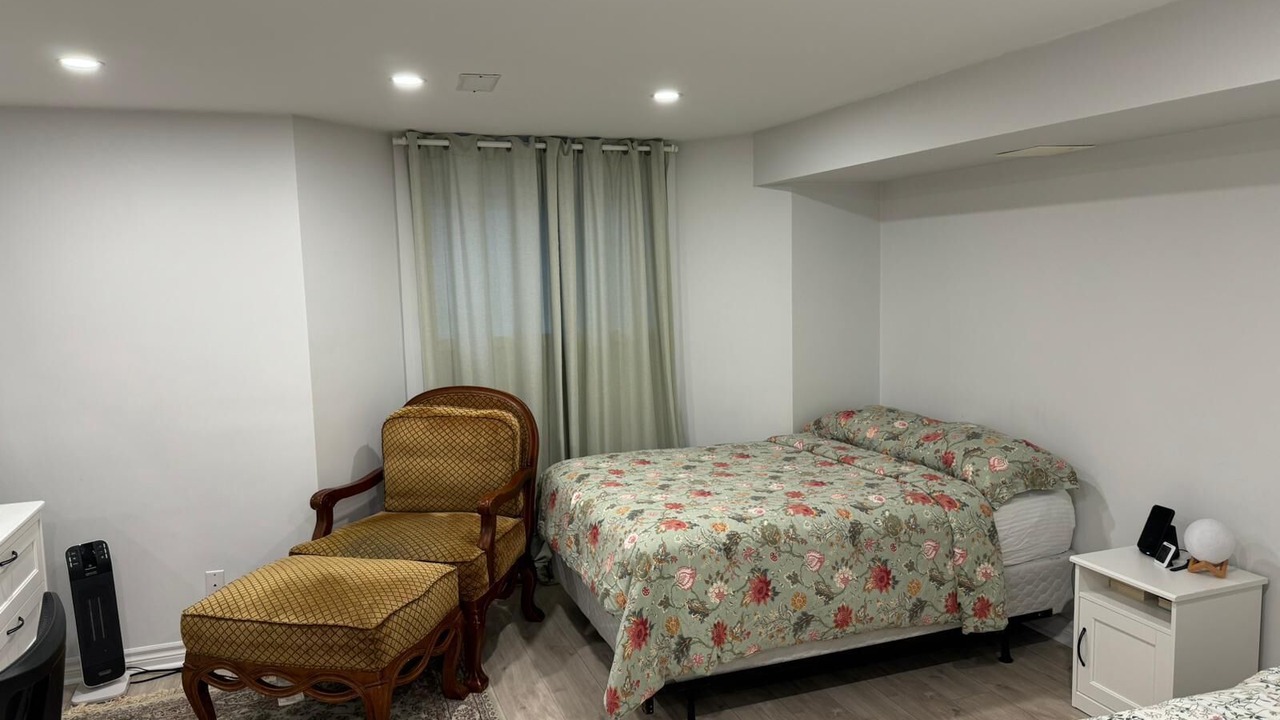 Photo of Bedroom in The Beaches