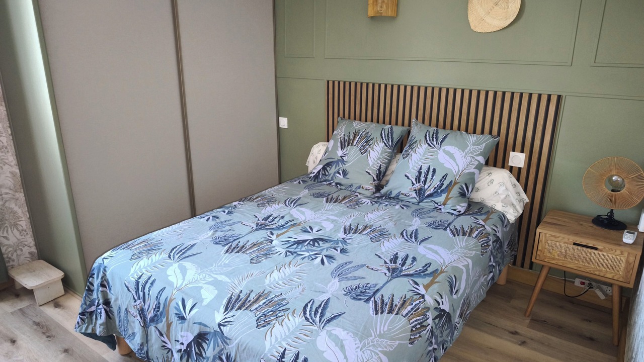 Photo of Bedroom in Montescot