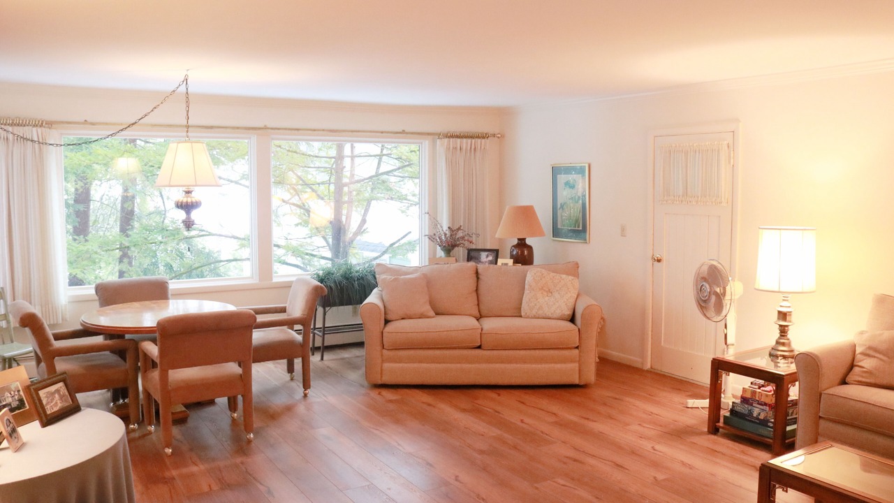 Photo of Livingroom in Chautauqua