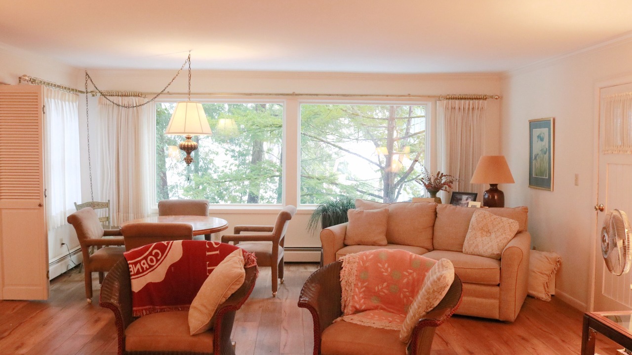 Photo of Livingroom in Chautauqua