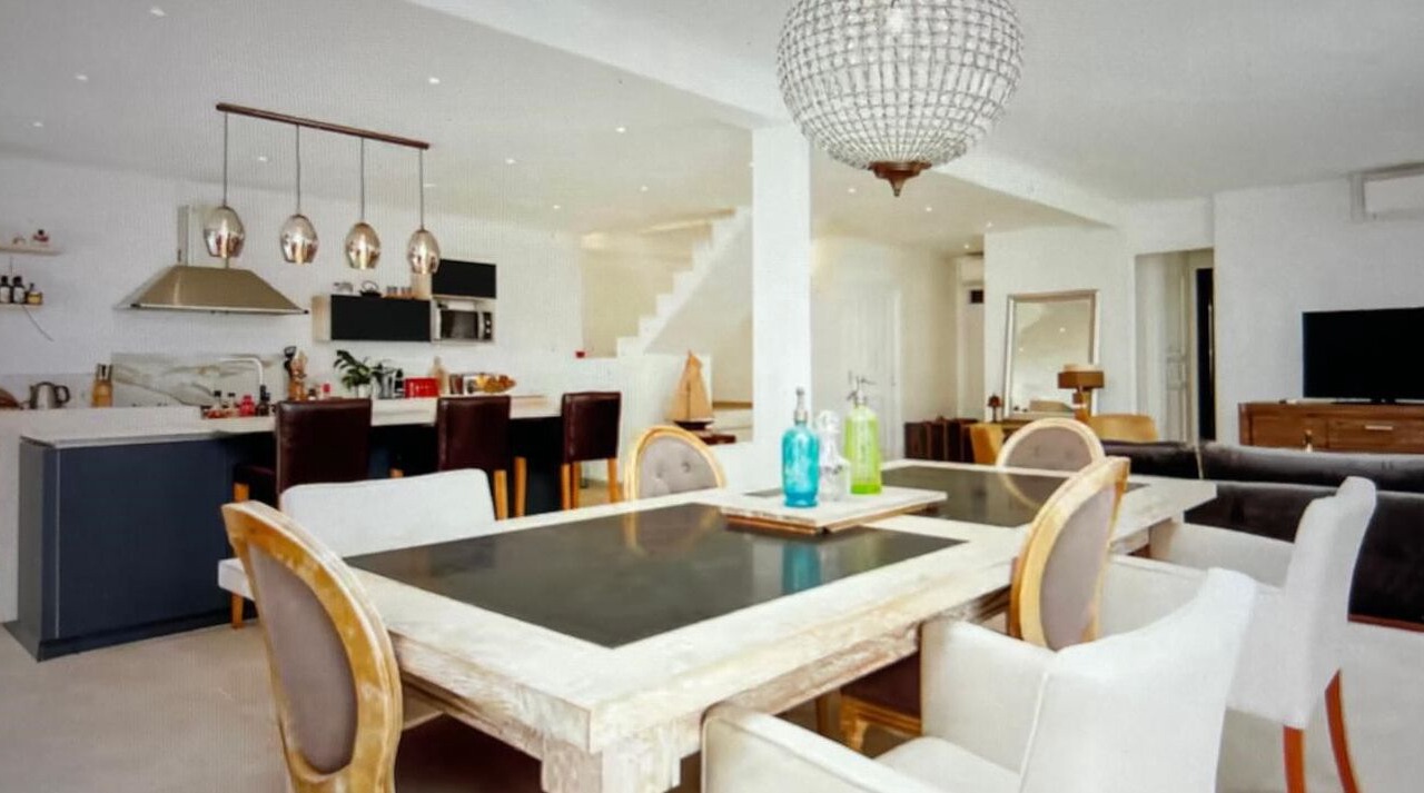 Photo of Others in Cabris