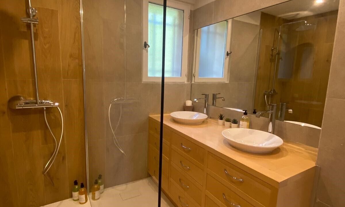 Photo of Bathroom in Cabris