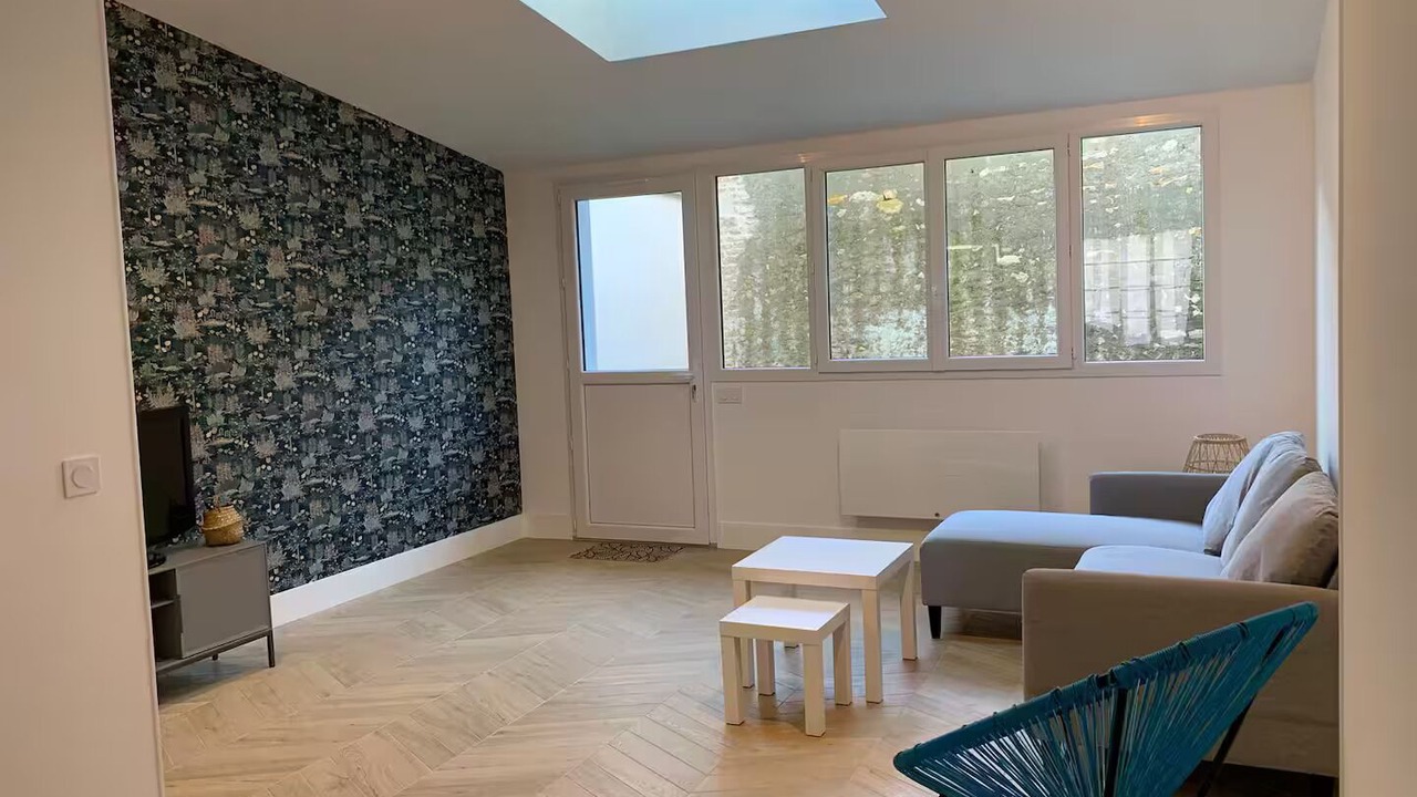 Photo of Livingroom in Mauze-sur-le-Mignon