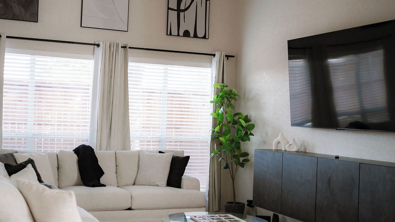 Photo of Livingroom in Wetmore