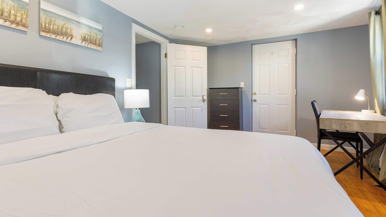Photo of Bedroom in East Cambridge