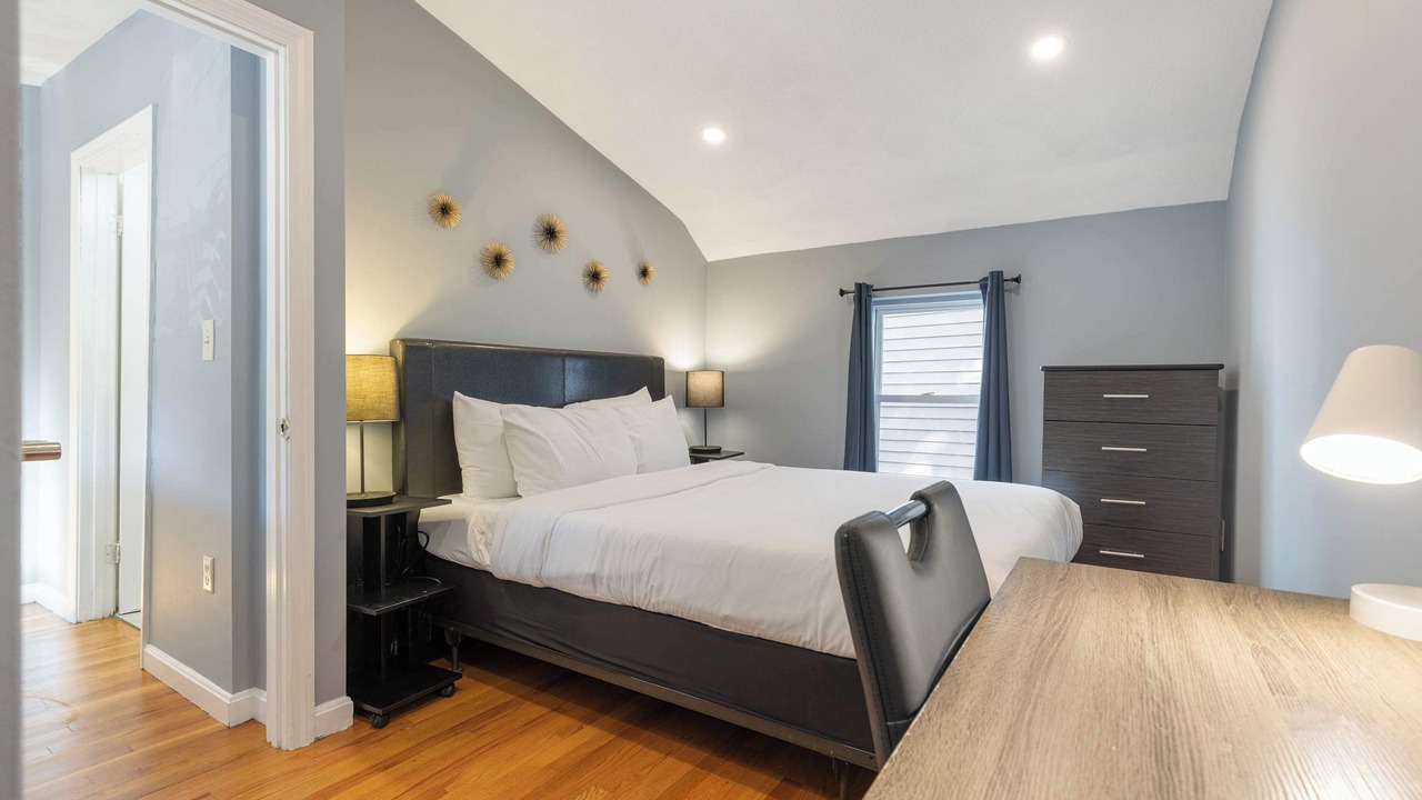 Photo of Bedroom in East Cambridge