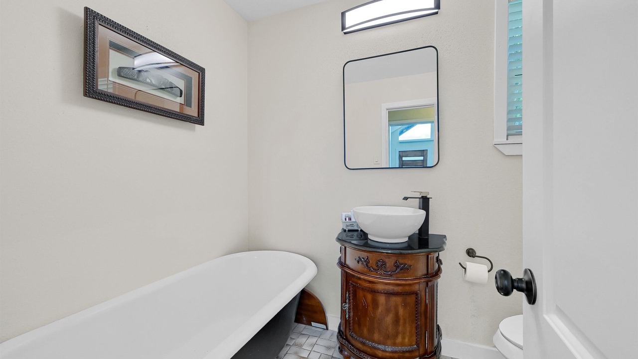 Photo of Bathroom in Gordonville