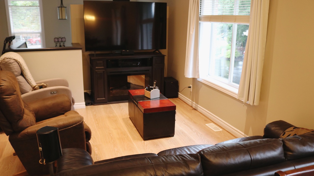 Photo of Livingroom in Rideau Heights