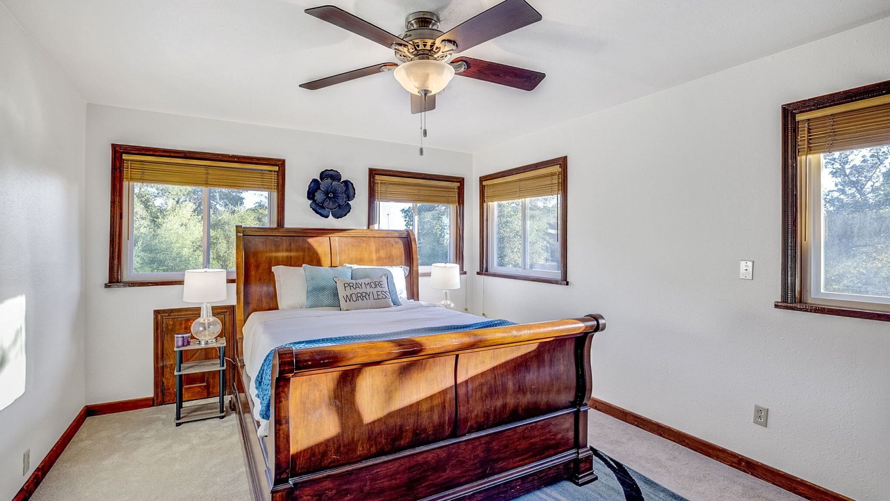 Photo of Bedroom in Santa Rosa