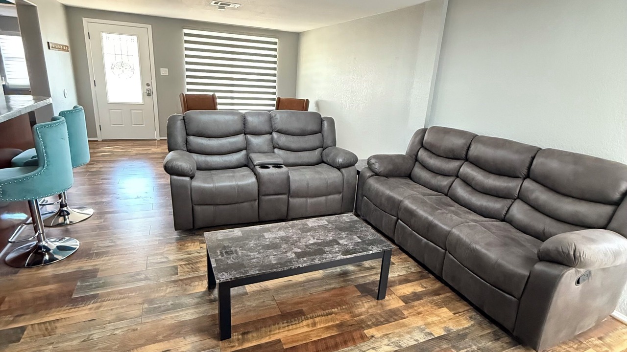 Photo of Livingroom in Mason