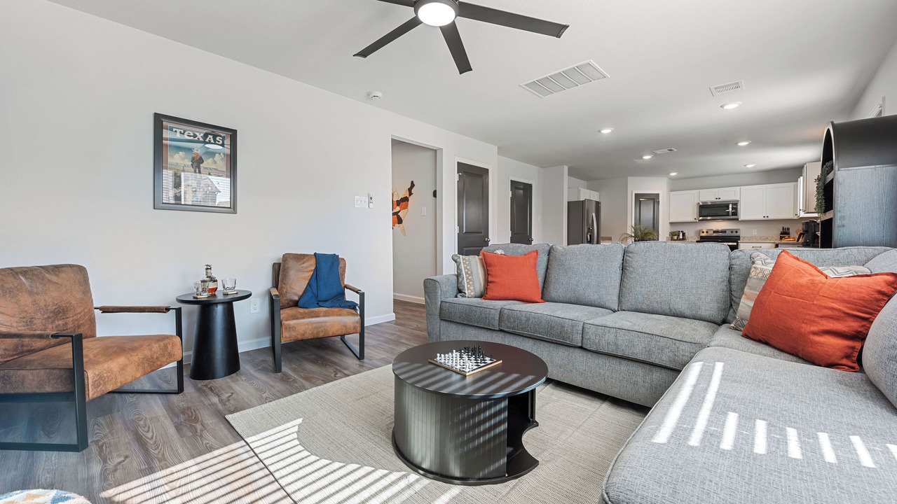 Photo of Livingroom in College Station
