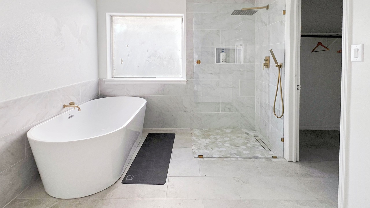 Photo of Bathroom in Atascocita
