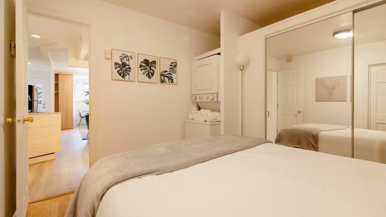Photo of Bedroom in Cardozo