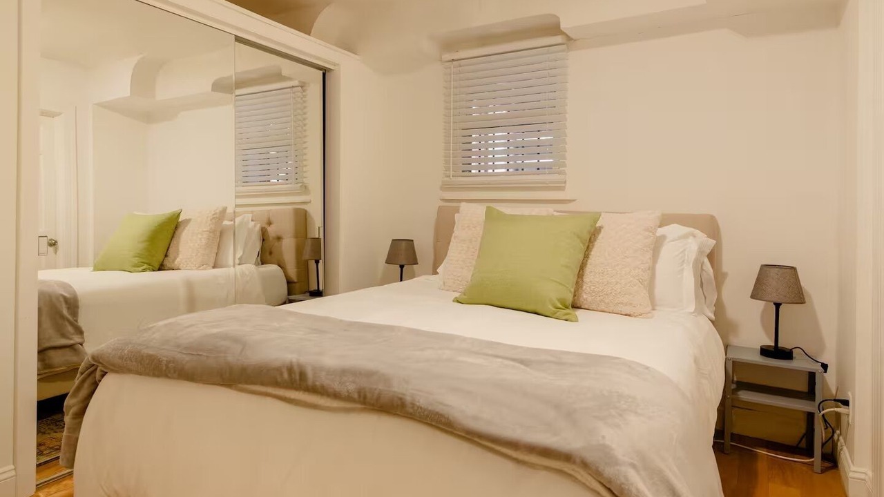 Photo of Bedroom in Cardozo